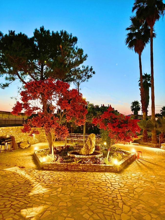 Kalamata Garden Suite Luaran gambar